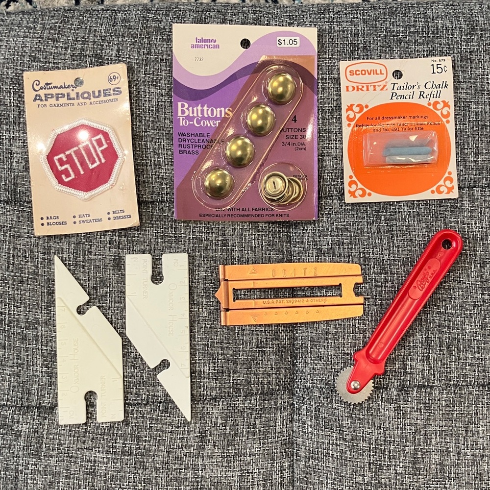 Lot of vintage sewing tools.